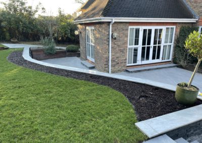 Curved lawn and walls